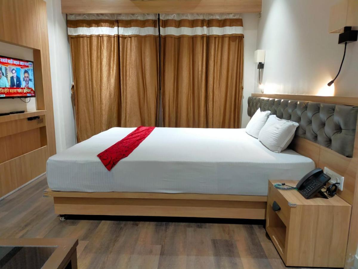 Ojas Hotel & Resort Durgāpur Exteriör bild